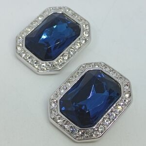 * Vintage Signed KJL Kenneth Jay Lane Large Square Dark Blue Clip On Earrings